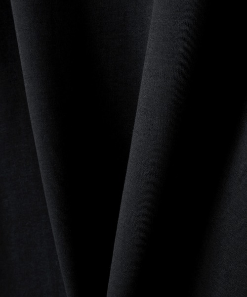 CLEL(クレイル)の「【CLEL】Giza Cotton Boat-Neck T-Shirt / ギザコットン ボートネックTシャツ(ロンT/吸水速乾)(Tシャツ/カットソー・メンズ・グレー系1/ホワイト/ブラック/グレー系・XS/L/M/S)」の9枚目の写真