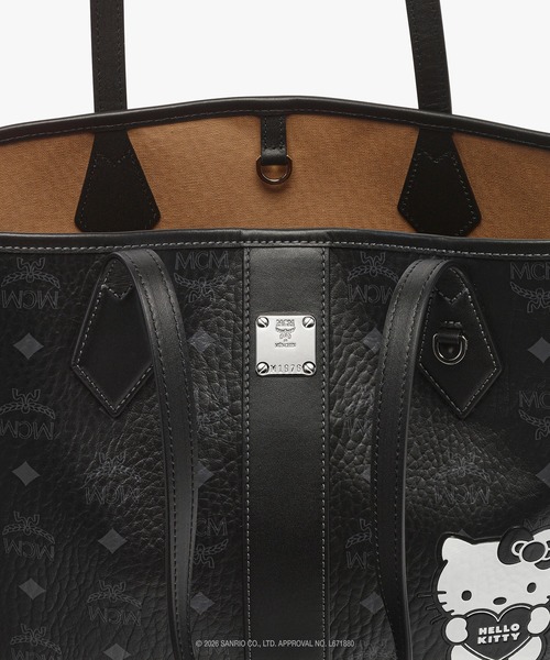 MCM(エムシーエム)の「MCM x HELLO KITTY Liz ショッパーバッグ(トートバッグ・レディース・ベージュ/ブラック・ONE SIZE)」の9枚目の写真