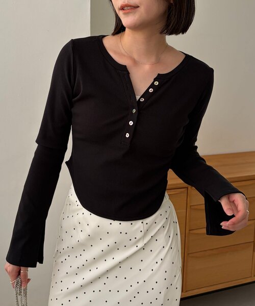 CAPRICIEUX LE'MAGE(カプリシューレマージュ)の「キーネックヘンリーT(Tシャツ/カットソー・レディース・チャコールグレー/ブラック/ブラウン/ホワイト系その他・FREE)」の9枚目の写真