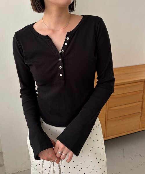 CAPRICIEUX LE'MAGE(カプリシューレマージュ)の「キーネックヘンリーT(Tシャツ/カットソー・レディース・チャコールグレー/ブラック/ブラウン/ホワイト系その他・FREE)」の21枚目の写真