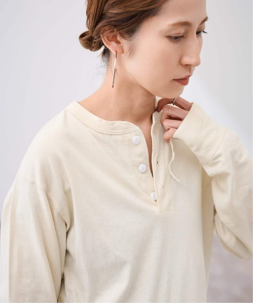 FRAMeWORK（フレームワーク）の「≪新色 /追加≫Healthknit/ヘルスニット ヘンリーロングスリーブ（Tシャツ/カットソー・レディース・アイボリー/ネイビー/チャコールグレー/ホワイト・FREE）」の18枚目の写真