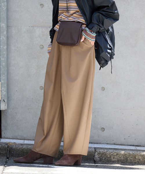 IENA(イエナ)の「トロコクーンパンツ(その他パンツ・レディース・ブラック/ブラウン/チャコールグレー・36/34/38/40)」の3枚目の写真