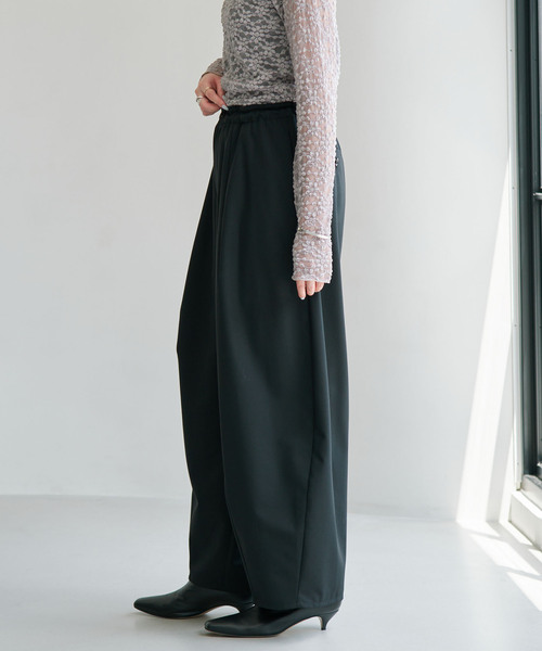 IENA(イエナ)の「トロコクーンパンツ(その他パンツ・レディース・ブラック/ブラウン/チャコールグレー・36/34/38/40)」の17枚目の写真