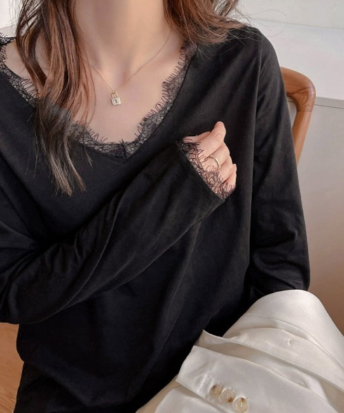 Miniministore（ミニミニストア）の「レース長袖トップスVネックカットソー秋服（Tシャツ/カットソー・レディース・ホワイト/ブラック・FREE）」の2枚目の写真