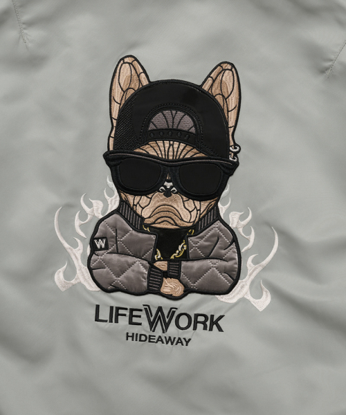 LIFE WORK（ライフワーク）の「ファイヤーヒップドッグ MA-1ジャケット（ナイロンジャケット・メンズ・ブラック/ライトグレー・M/L）」の6枚目の写真