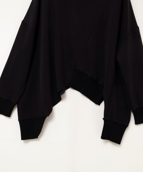 Rie Miller(リエミラー)の「《セットアップ対応》ウォッシャブルソフトダンボール変形プルオーバ(Tシャツ/カットソー・レディース・ブラック/ベージュ・38)」の13枚目の写真