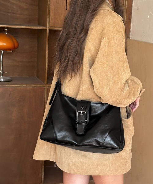 Miniministore(ミニミニストア)の「ベルトデザインワンショルダーバッグ大容量(ショルダーバッグ・レディース・シルバー/ブラウン/ブラック・FREE)」の4枚目の写真