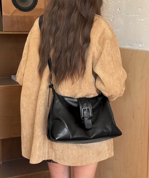 Miniministore(ミニミニストア)の「ベルトデザインワンショルダーバッグ大容量(ショルダーバッグ・レディース・シルバー/ブラウン/ブラック・FREE)」の5枚目の写真