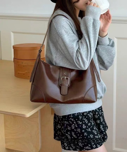 Miniministore(ミニミニストア)の「ベルトデザインワンショルダーバッグ大容量(ショルダーバッグ・レディース・シルバー/ブラウン/ブラック・FREE)」の14枚目の写真