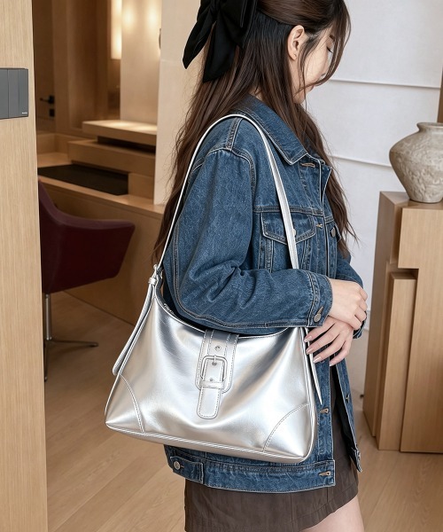 Miniministore(ミニミニストア)の「ベルトデザインワンショルダーバッグ大容量(ショルダーバッグ・レディース・シルバー/ブラウン/ブラック・FREE)」の16枚目の写真