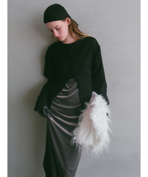 ILANIS(イラニス)の「Quiet Velvet Cami Dress(ワンピース・レディース・グレー/ブラック・FREE)」の22枚目の写真