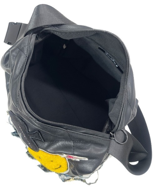 CRYSTAL BALL（クリスタルボール）の「【1点物】Atelier made Bag（ショルダーバッグ・レディース・ブラック・MEDIUM）」の7枚目の写真