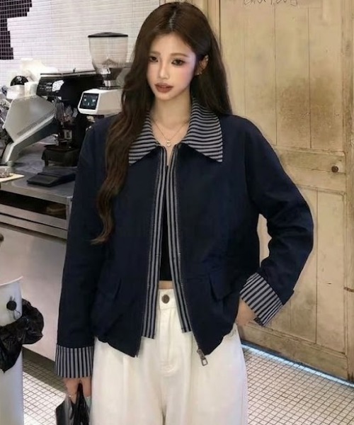 AVYL(アヴィル)の「ストライプシャツドッキング ショートブルゾン(ブルゾン・レディース・ネイビー/ブラウン/アイボリー・M)」の10枚目の写真
