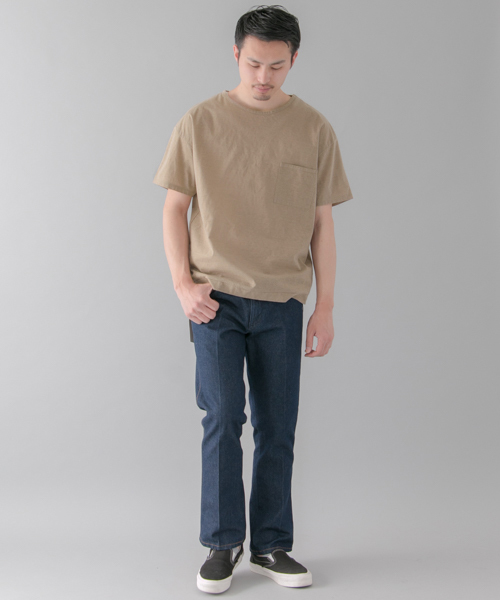 URBAN RESEARCH（アーバンリサーチ）の「UR ペーパー天竺ビックTEE（Tシャツ/カットソー・メンズ・ネイビー/ベージュ/ホワイト/グレー/ブラック系その他・LARGE/MEDIUM）」の17枚目の写真