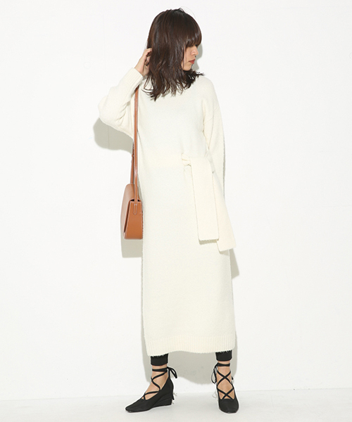 SLY（スライ）の「WAIST TIE MG LONG OP（ワンピース・レディース・キャメル/トップグレー/オフホワイト/ダークグリーン・FREE）」の2枚目の写真