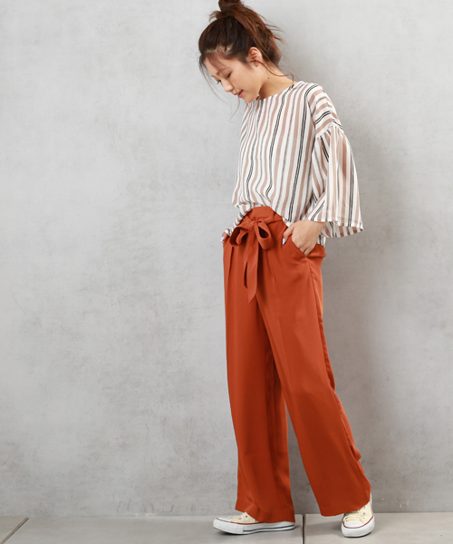 COLONY 2139（コロニートゥーワンスリーナイン）の「リボン付ワイドパンツ（その他パンツ・レディース・ブラック/ブラウン・MEDIUM/SMALL）」の2枚目の写真