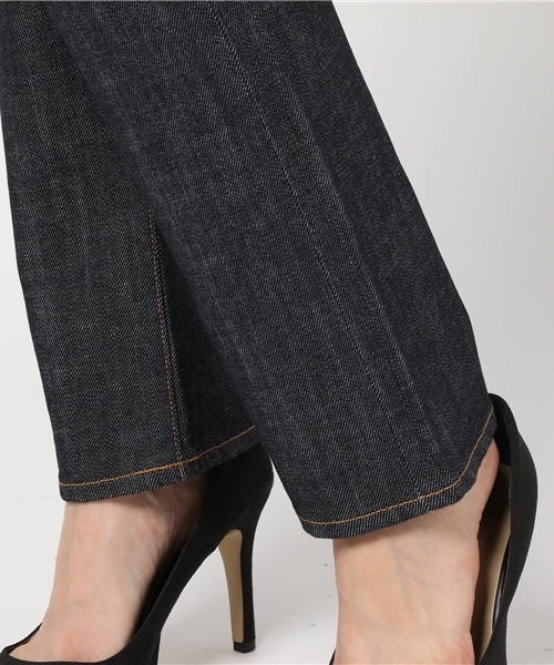 RED CARD TOKYO（レッドカード）の「RED CARD / Liberty XX Rinse（デニムパンツ・レディース・インディゴブルー・X-SMALL/XX-SMALL/SMALL/MEDIUM）」の8枚目の写真