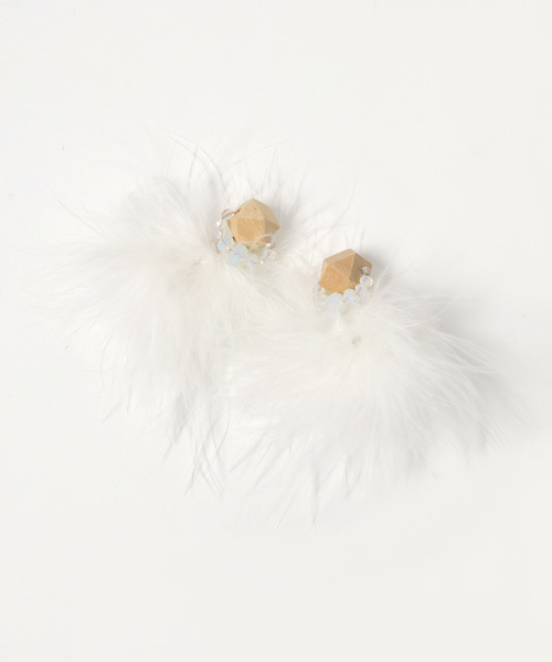 TONE SELECT GOODS(トーンセレクトグッズ)の「【nocca】【14kgf】wooden jewelry fur pierce(ピアス(両耳用)・レディース・ホワイト/レッド/ブルー・FREE)」の1枚目の写真