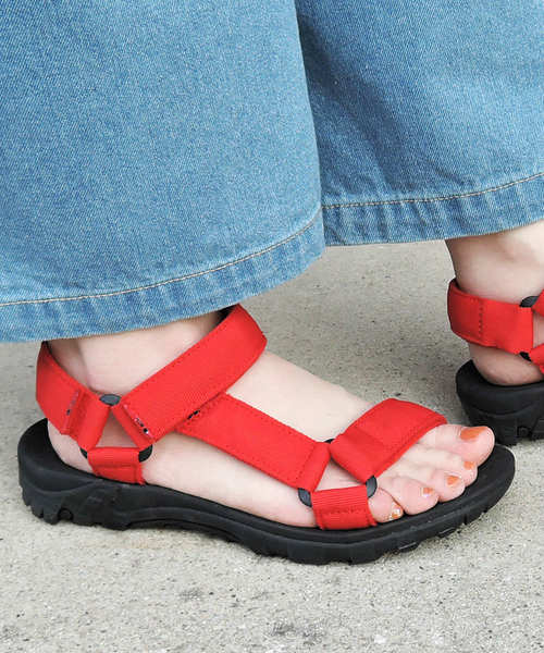 minia(ミニア)の「スポーツサンダル/フラットサンダル □(サンダル・レディース・ブラック/グレー/カーキ/レッド/レオパード/ゼブラ/シルバー/パイソン/クリアブラック/オレンジ/クリア・S/M/L/LL)」の5枚目の写真