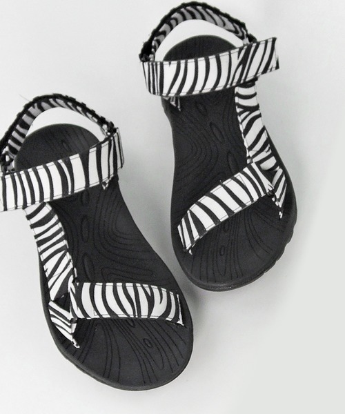 minia(ミニア)の「スポーツサンダル/フラットサンダル □(サンダル・レディース・ブラック/グレー/カーキ/レッド/レオパード/ゼブラ/シルバー/パイソン/クリアブラック/オレンジ/クリア・S/M/L/LL)」の10枚目の写真