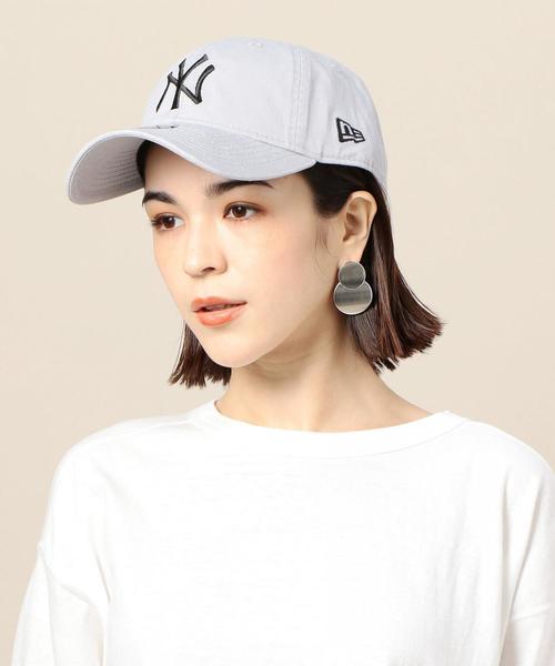 NEW ERA（ニューエラ）の「＜NEW ERA＞920 LOGOコットンキャップ（キャップ・レディース・グレー/ブラック・FREE）」の2枚目の写真