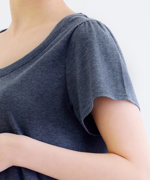 NIMES（ニーム）の「Ly/C天竺/テレコ 半袖P/O（Tシャツ/カットソー・レディース・トップグレー/ブルー/ブラック/パープル/オフホワイト・ONE SIZE）」の9枚目の写真