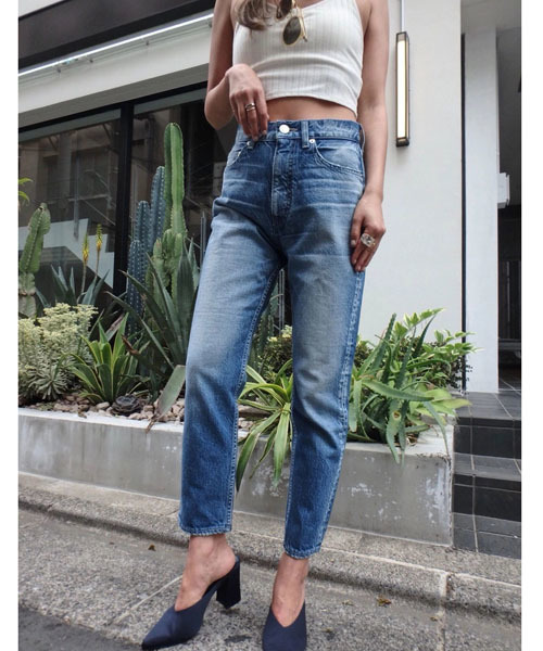 TRUNC（トランクエイティーエイト）の「TRUNC ANKLE Tapered Denim（デニムパンツ・レディース・ブルー・24inch/25inch/23inch）」の7枚目の写真