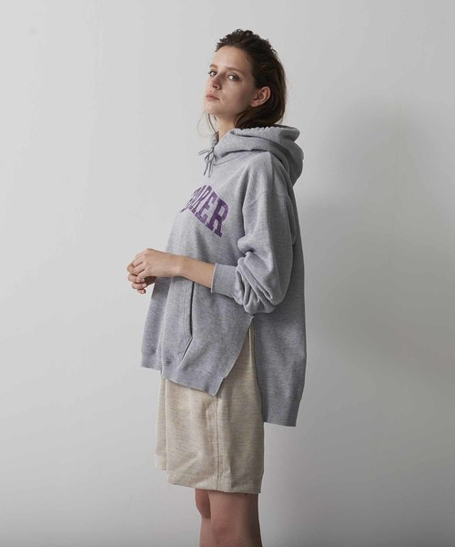 kha:ki(カーキ)の「「KHA:KI / カーキ」リメイクフードパーカーREMAKE P/O HOODIE"WAYFARER"(パーカー・レディース・ブラック/ネイビー/トップグレー・1)」の9枚目の写真