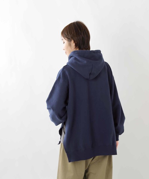 kha:ki(カーキ)の「「KHA:KI / カーキ」リメイクフードパーカーREMAKE P/O HOODIE"WAYFARER"(パーカー・レディース・ブラック/ネイビー/トップグレー・1)」の20枚目の写真