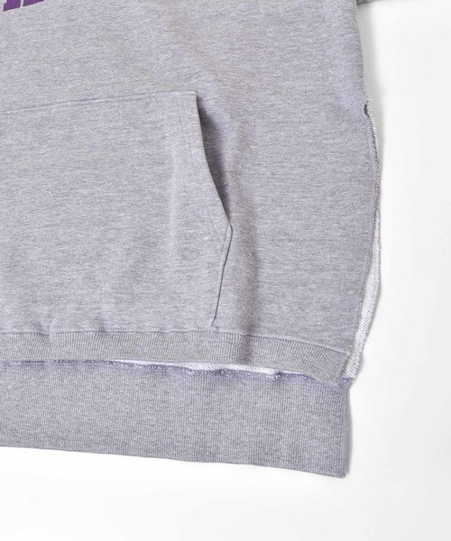 kha:ki(カーキ)の「「KHA:KI / カーキ」リメイクフードパーカーREMAKE P/O HOODIE"WAYFARER"(パーカー・レディース・ブラック/ネイビー/トップグレー・1)」の14枚目の写真