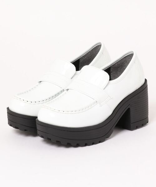 YOSUKE（ヨースケ）の「「YOSUKE/ヨースケ」厚底コインローファー（ローファー・レディース・ダークブラウン/クリアブラック/ブラック/レッド系その他/ホワイト系その他3/ピンク/ライトブルー/ブラウン/ベージュ・23/24/25/24.5/23.5）」の2枚目の写真