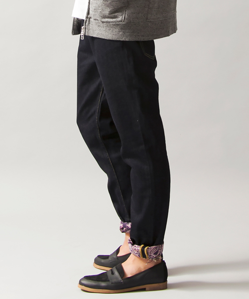 BEAUTY&YOUTH UNITED ARROWS（ビューティーアンドユースユナイテッドアローズ）の「【WEB限定】by∴ デニム ロールアップ 5P テーパードパンツ◆（デニムパンツ・メンズ・ネイビー/ライトブルー・LARGE/X-LARGE/SMALL/MEDIUM/X-SMALL）」の5枚目の写真