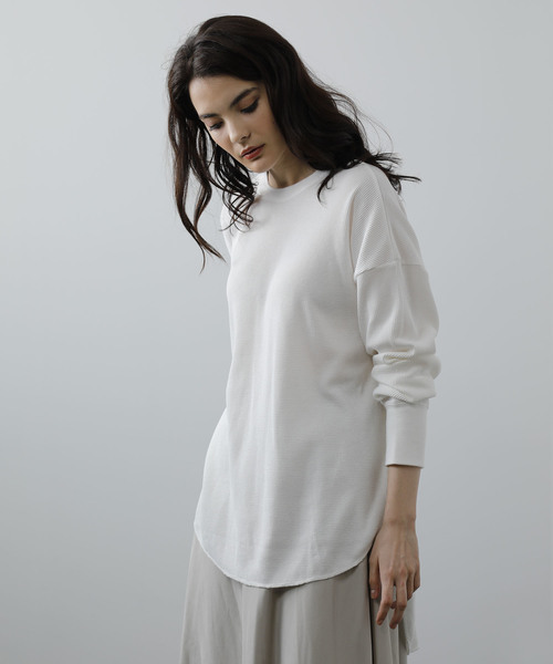 バックヘンリーワッフルチュニック Tシャツ トップス カットソー Ouvrage Ouvrage Classe ウヴラージュクラス のファッション