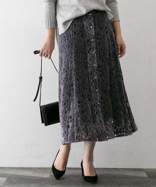 URBAN RESEARCH ROSSO（アーバンリサーチロッソ）の「フラワーレースモールスカート∴（スカート・レディース・ベージュ/ネイビー/ブラウン系その他/ブラック・38/36）」の4枚目の写真