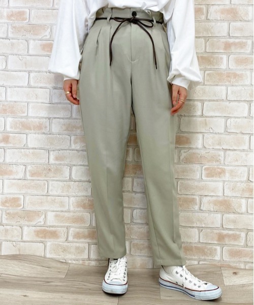 apres jour（アプレジュール）の「MILKテーパードパンツ【ZOZOTOWN限定アイテム】（その他パンツ・レディース・ブラック/アイボリー/ベージュ/ダークブラウン/ミント/サックスブルー/パープル・フリー）」の16枚目の写真