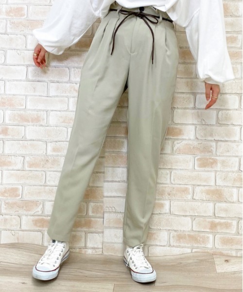 apres jour（アプレジュール）の「MILKテーパードパンツ【ZOZOTOWN限定アイテム】（その他パンツ・レディース・ブラック/アイボリー/ベージュ/ダークブラウン/ミント/サックスブルー/パープル・フリー）」の17枚目の写真