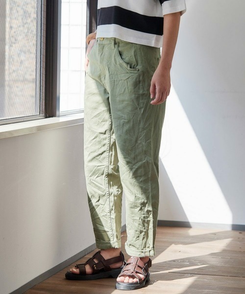 cepo（セポ）の「デニムイージークロップドパンツ（デニムパンツ・レディース・インディゴブルー/スカイブルー/ライトインディゴブルー/カーキ/オフホワイト・S/M/L）」の2枚目の写真