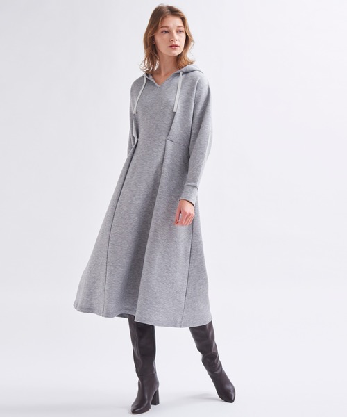 LANVIN en Bleu（ランバンオンブルー）の「ダンボールタックパーカー 