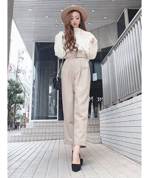 RESEXXY(リゼクシー)の「フリルケーブルニットトップス(ニット/セーター・レディース・ブラック/オフホワイト/モカ・FREE)」の8枚目の写真