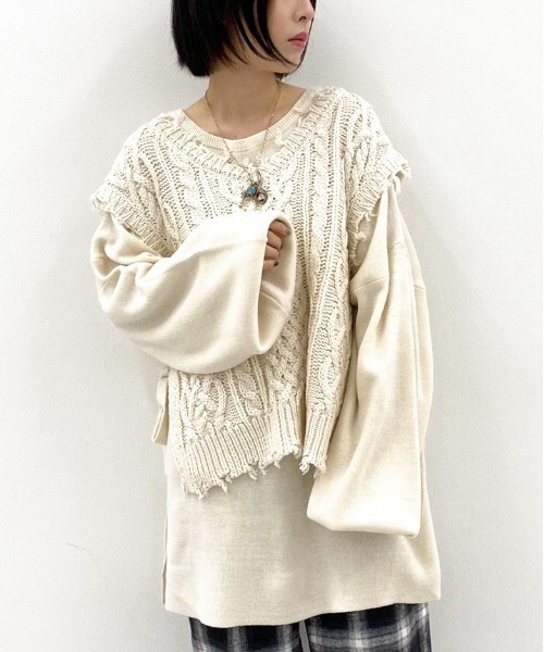 apres jour mignon（アプレジュールミニョン）の「メニーウェイニット/ニットベスト＋プルオーバーセット【ZOZOTOWN限定アイテム】（ニット/セーター・レディース・ブラック/ダークブラウン/パープル/アイボリー/ブルー系その他/ライトベージュ・X-LARGE/フリー）」の2枚目の写真