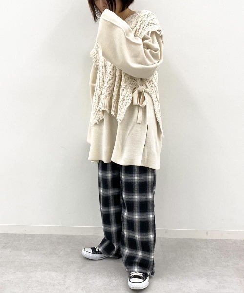 apres jour mignon（アプレジュールミニョン）の「メニーウェイニット/ニットベスト＋プルオーバーセット【ZOZOTOWN限定アイテム】（ニット/セーター・レディース・ブラック/ダークブラウン/パープル/アイボリー/ブルー系その他/ライトベージュ・X-LARGE/フリー）」の12枚目の写真