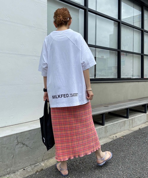 MILKFED.（ミルクフェド）の「PRINTED POCKET BIG TOP（Tシャツ/カットソー・レディース・ホワイト/ブラック/ベージュ/ピンク・ONE SIZE）」の20枚目の写真