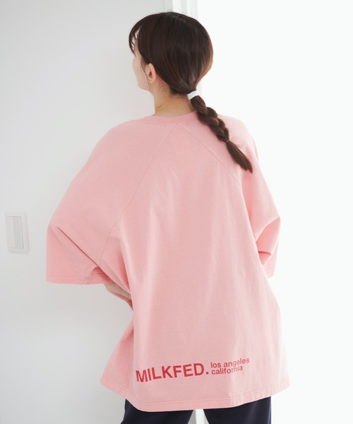 MILKFED.（ミルクフェド）の「PRINTED POCKET BIG TOP（Tシャツ/カットソー・レディース・ホワイト/ブラック/ベージュ/ピンク・ONE SIZE）」の16枚目の写真