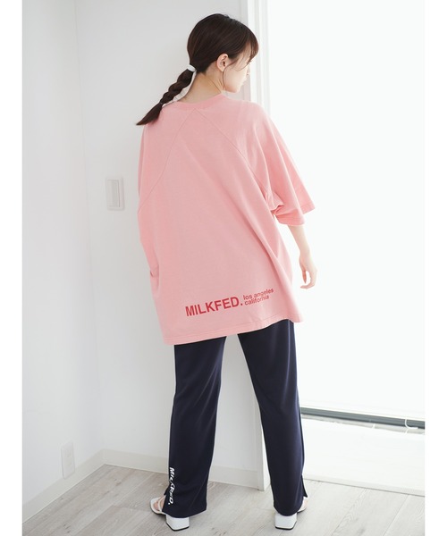 MILKFED.（ミルクフェド）の「PRINTED POCKET BIG TOP（Tシャツ/カットソー・レディース・ホワイト/ブラック/ベージュ/ピンク・ONE SIZE）」の18枚目の写真