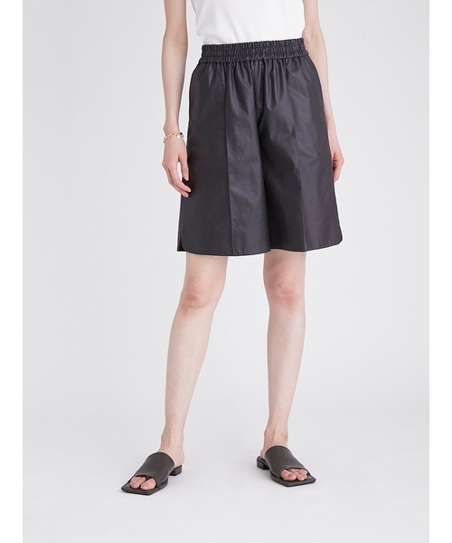 Mila Owen(ミラオーウェン)の「ウエストゴム脇スリットハーフパンツ(その他パンツ・レディース・ブラック/グリーン/アイボリー・1/0)」の8枚目の写真