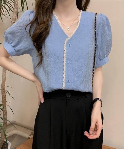 ABITOKYO（アビトーキョー）の「Vネックバルーンスリーブレース切替ブラウス（シャツ/ブラウス・レディース・アイボリー/グリーン/ブルー/ピンク・FREE）」の17枚目の写真