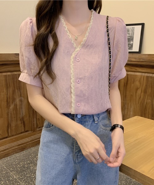 ABITOKYO（アビトーキョー）の「Vネックバルーンスリーブレース切替ブラウス（シャツ/ブラウス・レディース・アイボリー/グリーン/ブルー/ピンク・FREE）」の16枚目の写真