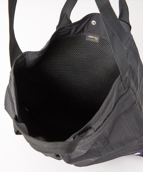 THE NORTH FACE PURPLE LABEL（ザ ノースフェイス パープルレーベル）の「<THE NORTH FACE PURPLE LABEL> コーデュラ リップストップナイロン 2WAYバッグ ♱（ショルダーバッグ・メンズ・ブラック/パープル・FREE）」の7枚目の写真