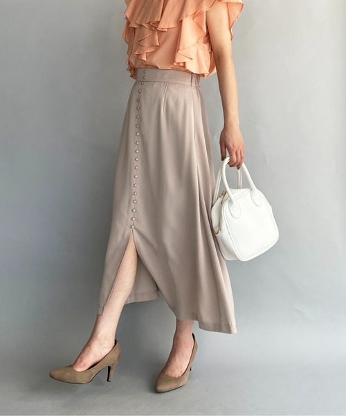 PICCIN(ピッチン)の「フロントボタンロングスカート(スカート・レディース・ダークブルー/グレイッシュベージュ/レンガ・M)」の2枚目の写真