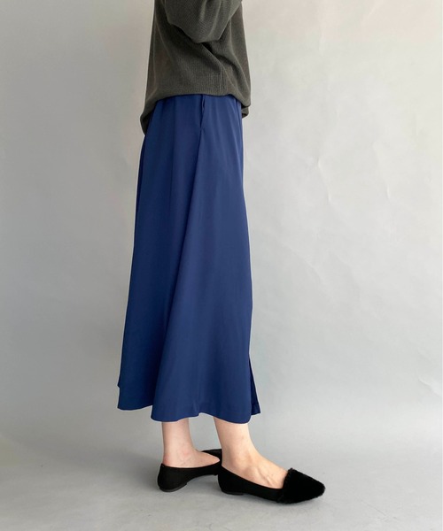 PICCIN(ピッチン)の「フロントボタンロングスカート(スカート・レディース・ダークブルー/グレイッシュベージュ/レンガ・M)」の15枚目の写真